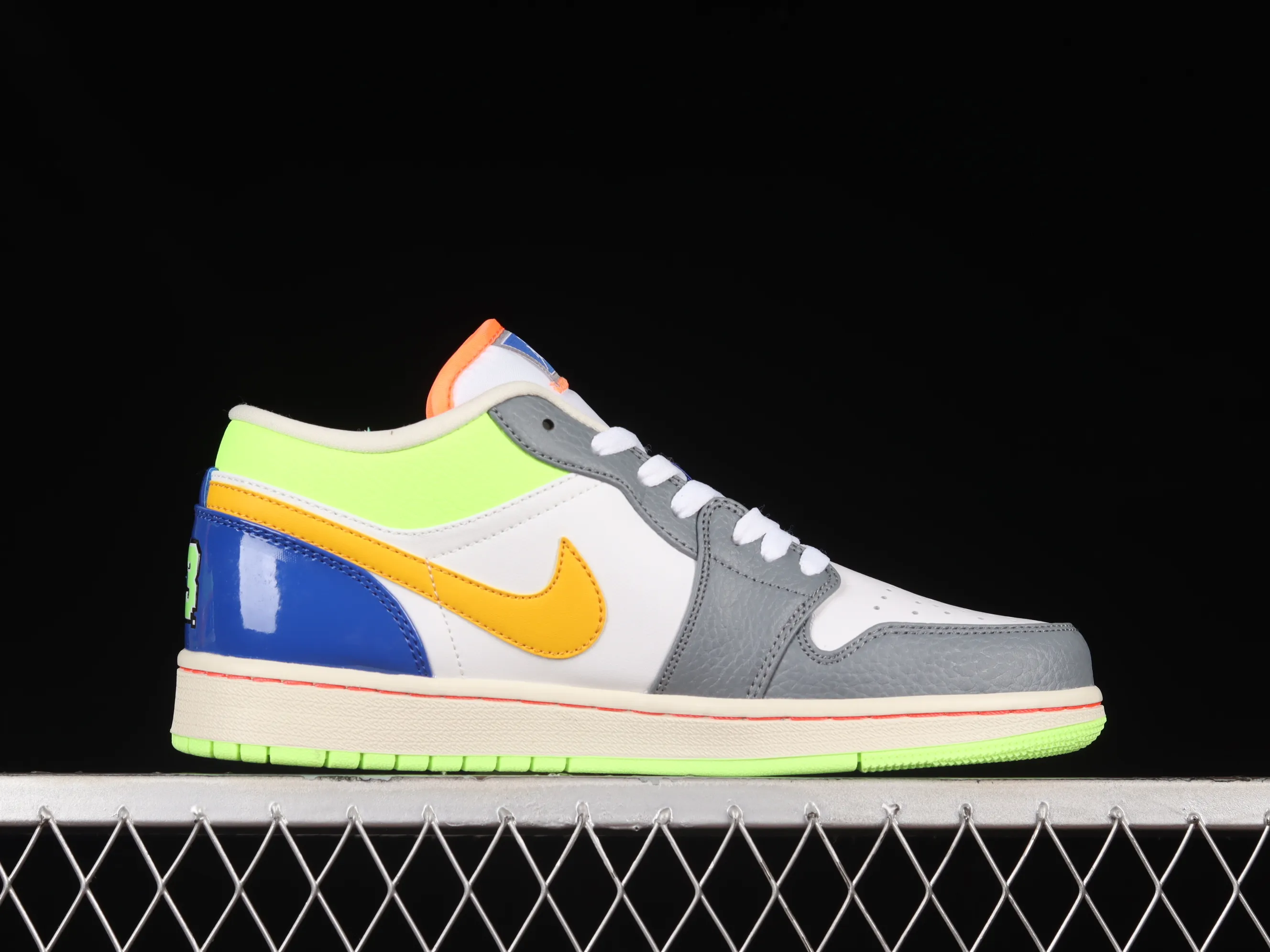 All categories Air Jordan Jordan series basketball shoes Air Jordan 1 Low Air Jordan 1 Low AJ1 Joe 1 patent leather color matching Retro culture and leisure sports sneakers FB1835-181